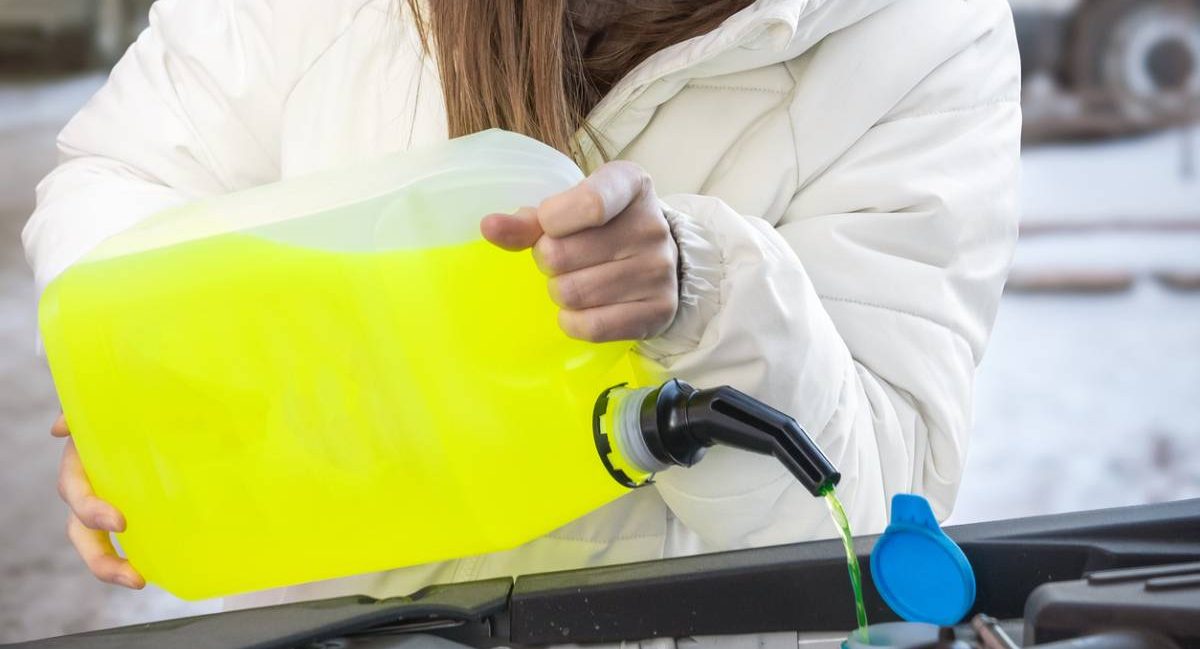 Du pare-brise encrassé à une vision nette grâce au bon lave-glace